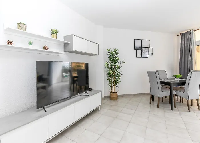 Charming Breeze Escape & Terrace *