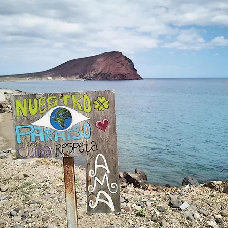 Charming Breeze Escape & Terrace Apartament